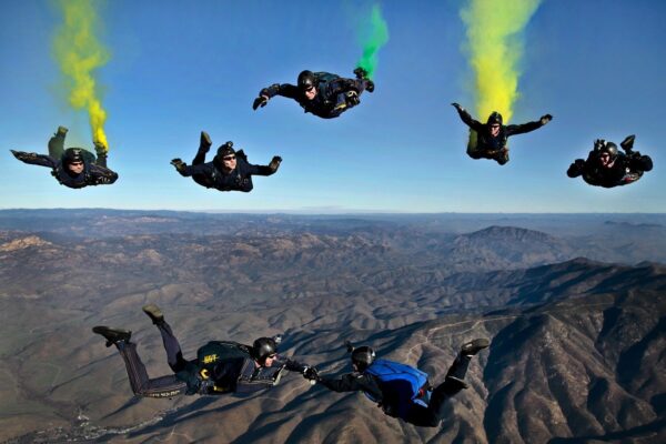 skydiving equipments